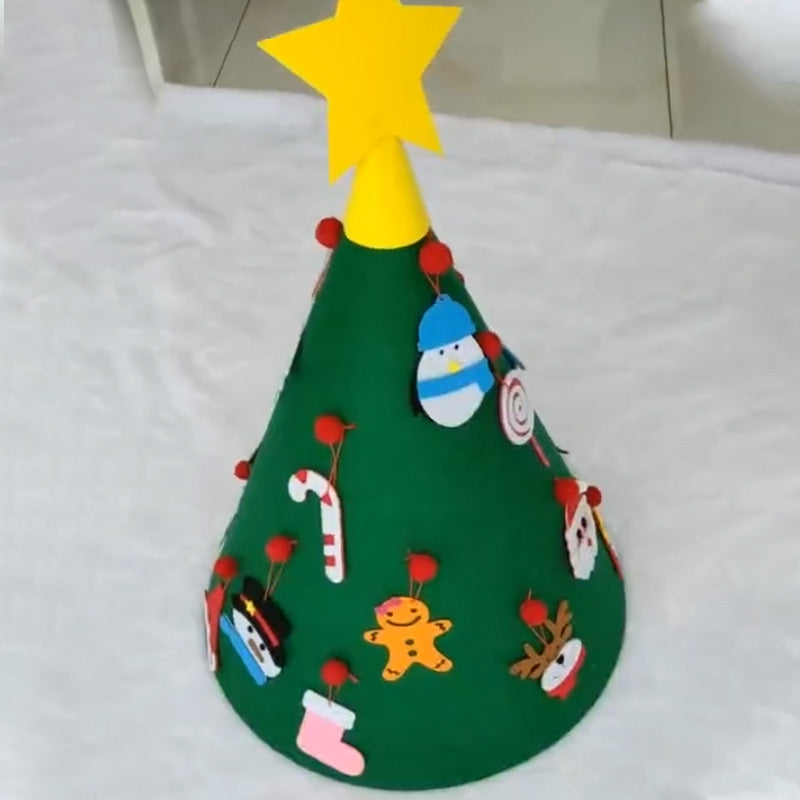 Felt Christmas Tree with Detachable Ornaments