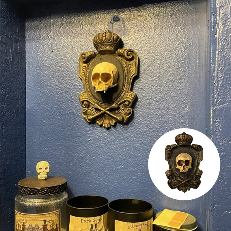 Hanging Skull Plaque